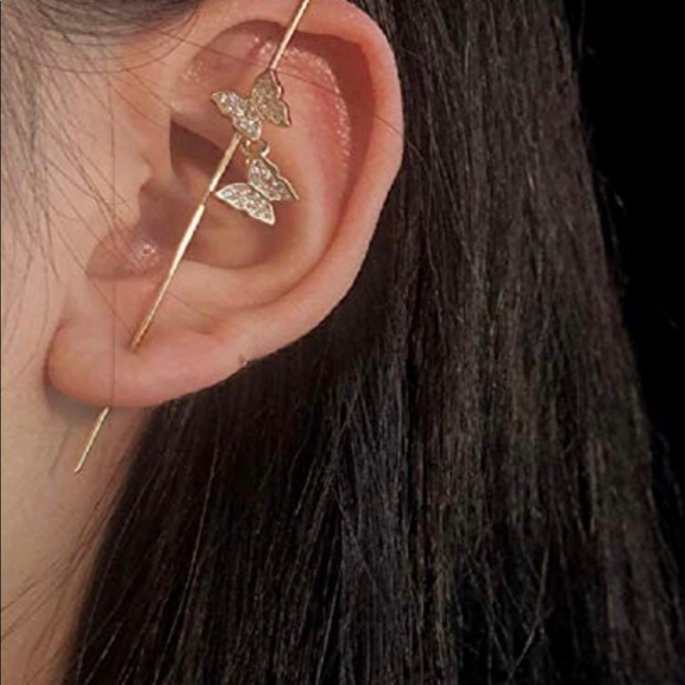 Butterfly Rhinestone Cartlidge Earing